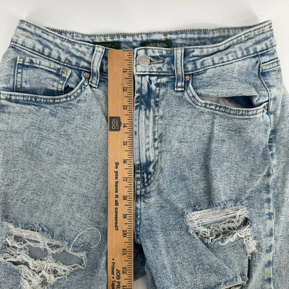 Wild Fable Mom Jeans Womens 8 Acid Blue Light Wash Denim Distressed Stretch